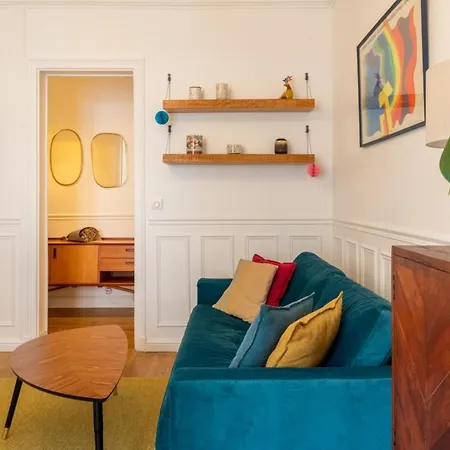 Apartment Delightful & Organically-styled 2bd Flatbercy *