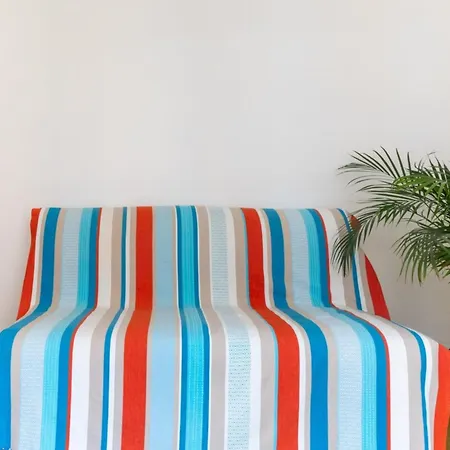 Apartment Delightful & Organically-styled 2bd Flatbercy *