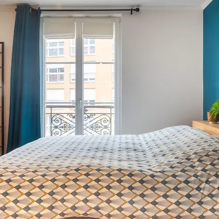 Apartment Delightful & Organically-styled 2bd Flatbercy *